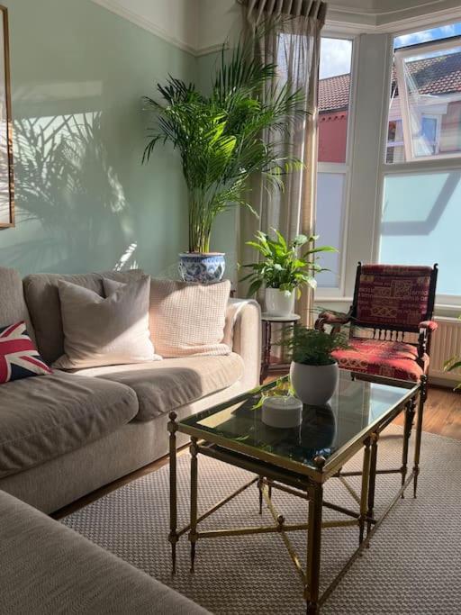 2025 Award Winner Liverpool Strawberry House - 3 Bedrooms 外观 照片