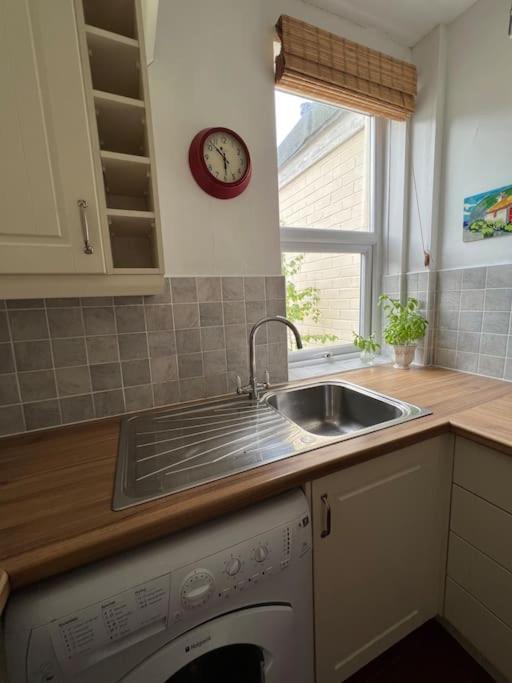 2025 Award Winner Liverpool Strawberry House - 3 Bedrooms 外观 照片