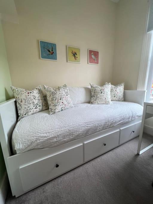 2025 Award Winner Liverpool Strawberry House - 3 Bedrooms 外观 照片